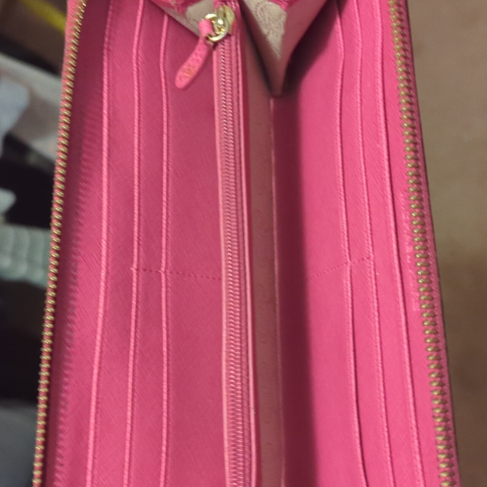 Michael Kors Pink Croc-Embossed Zip Wallet - Picture 16 of 16